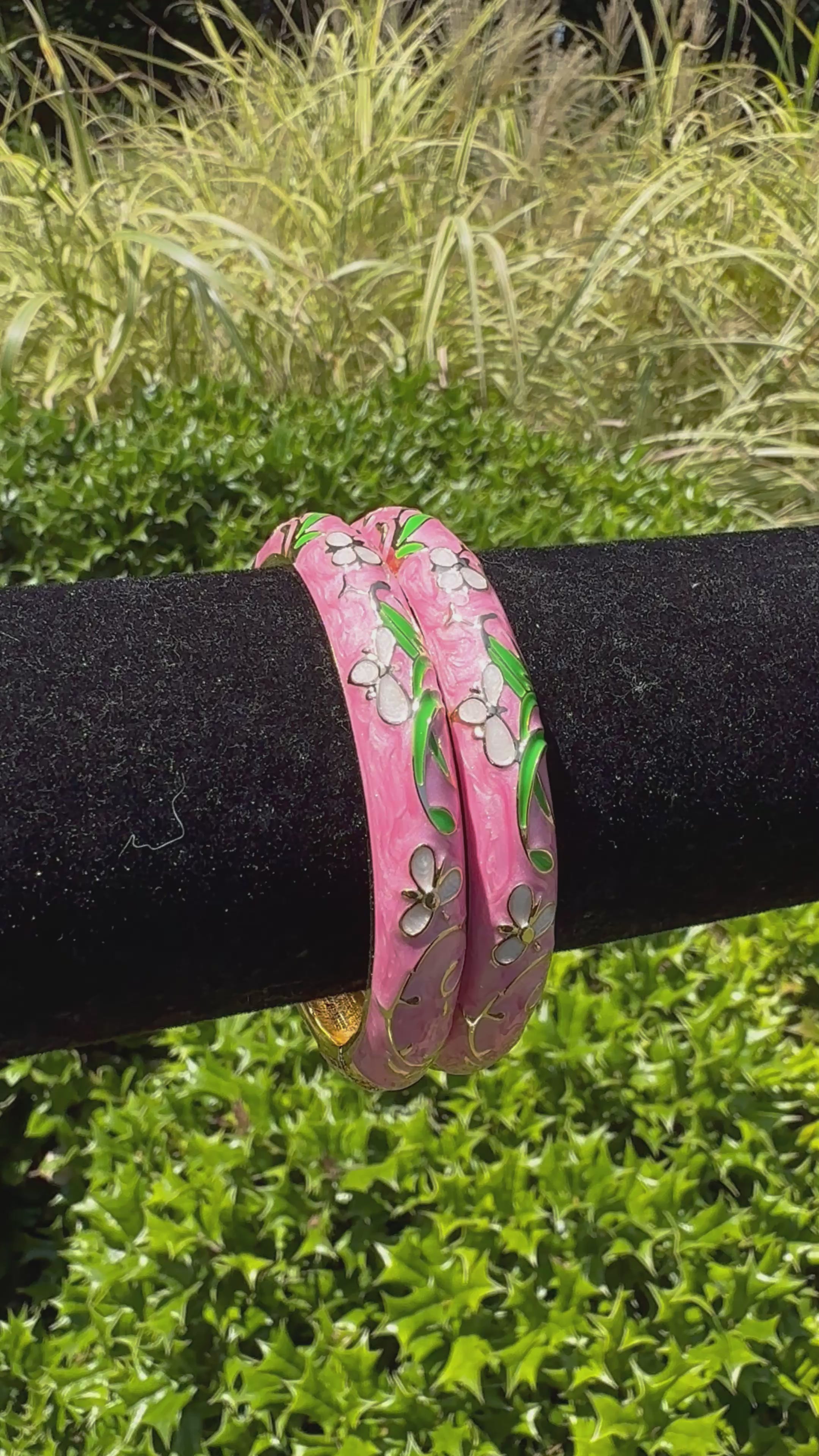 Amaaré Pink Bangle